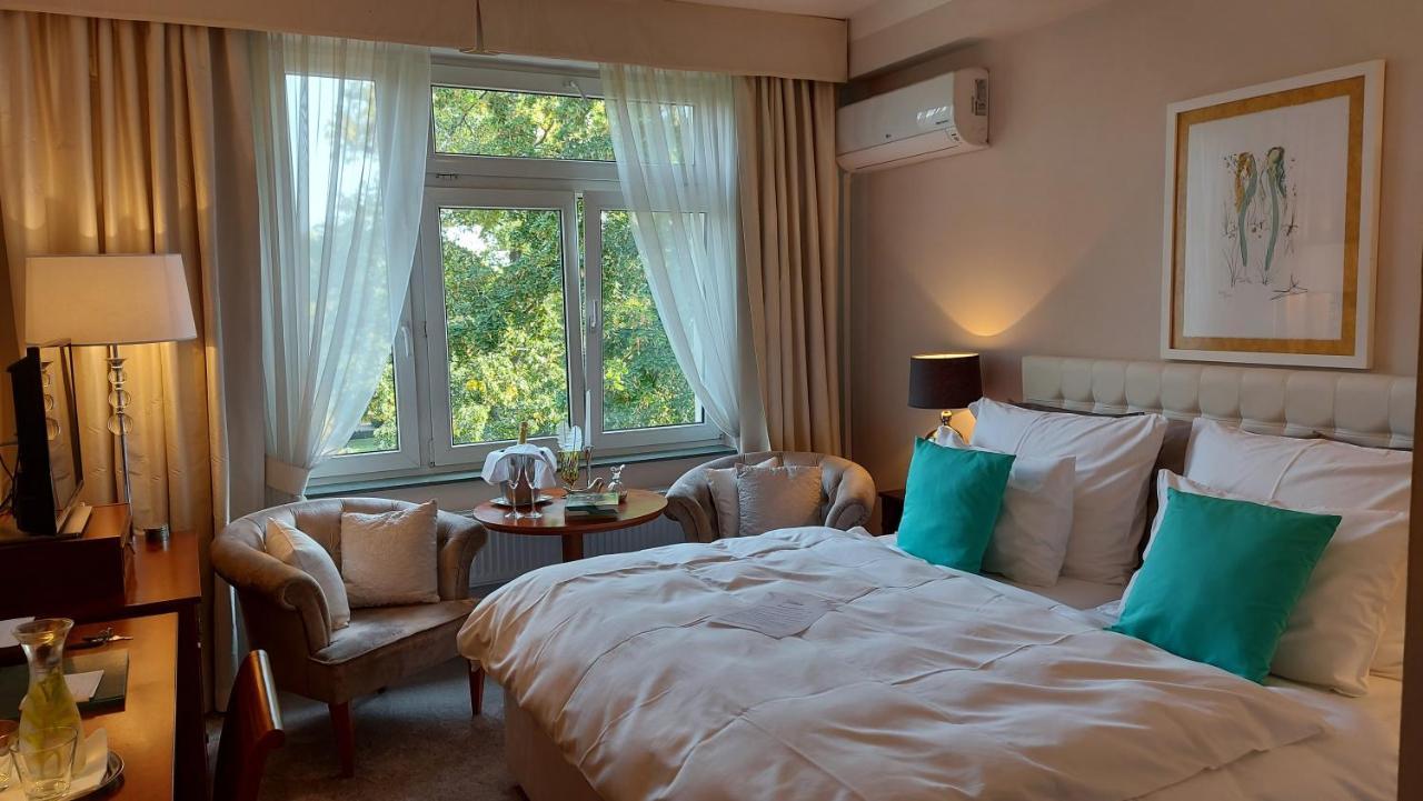 Solitaire Poděbrady Екстериор снимка